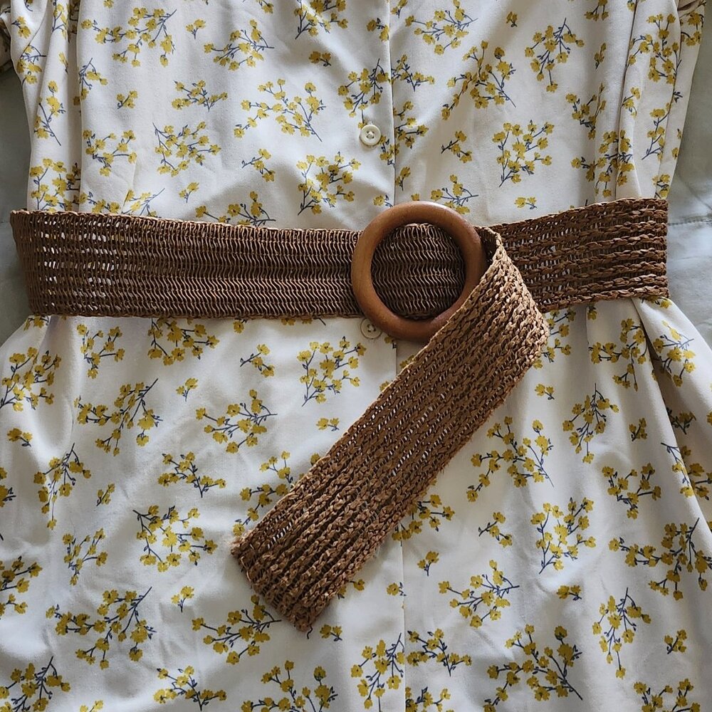 Dress - Picture 4 of 7